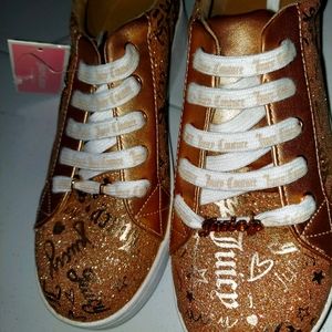 Juicy couture sneakers only tried on 1 time